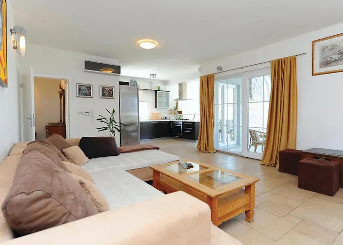 5 Bedroom Amazing In Σπίτι διακοπών