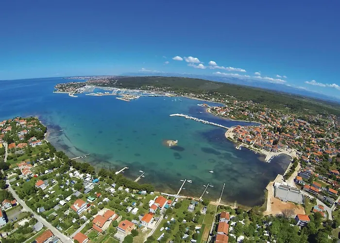 5 Bedroom Amazing In Debeljak