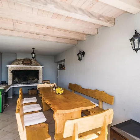 5 Bedroom Amazing Home In Debeljak Holiday home Debeljak