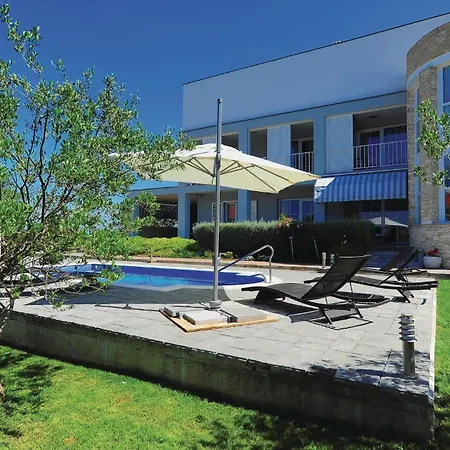 5 Bedroom Amazing Home In Debeljak Holiday home Debeljak
